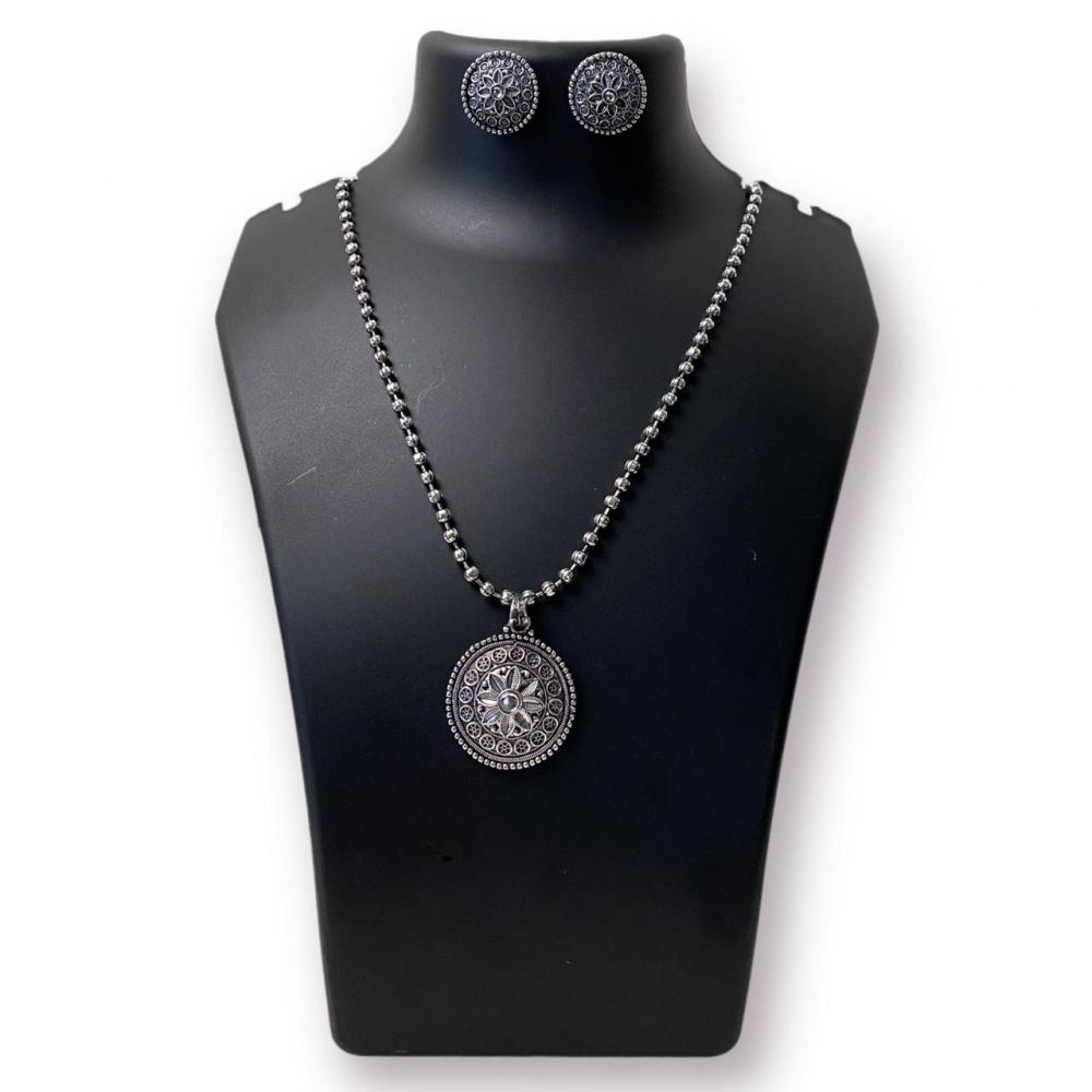 Silver Plated Black Coin Flower Necklace