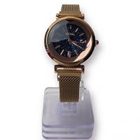 Rose Gold Magnetic Strap Design Analog Watch - For Women